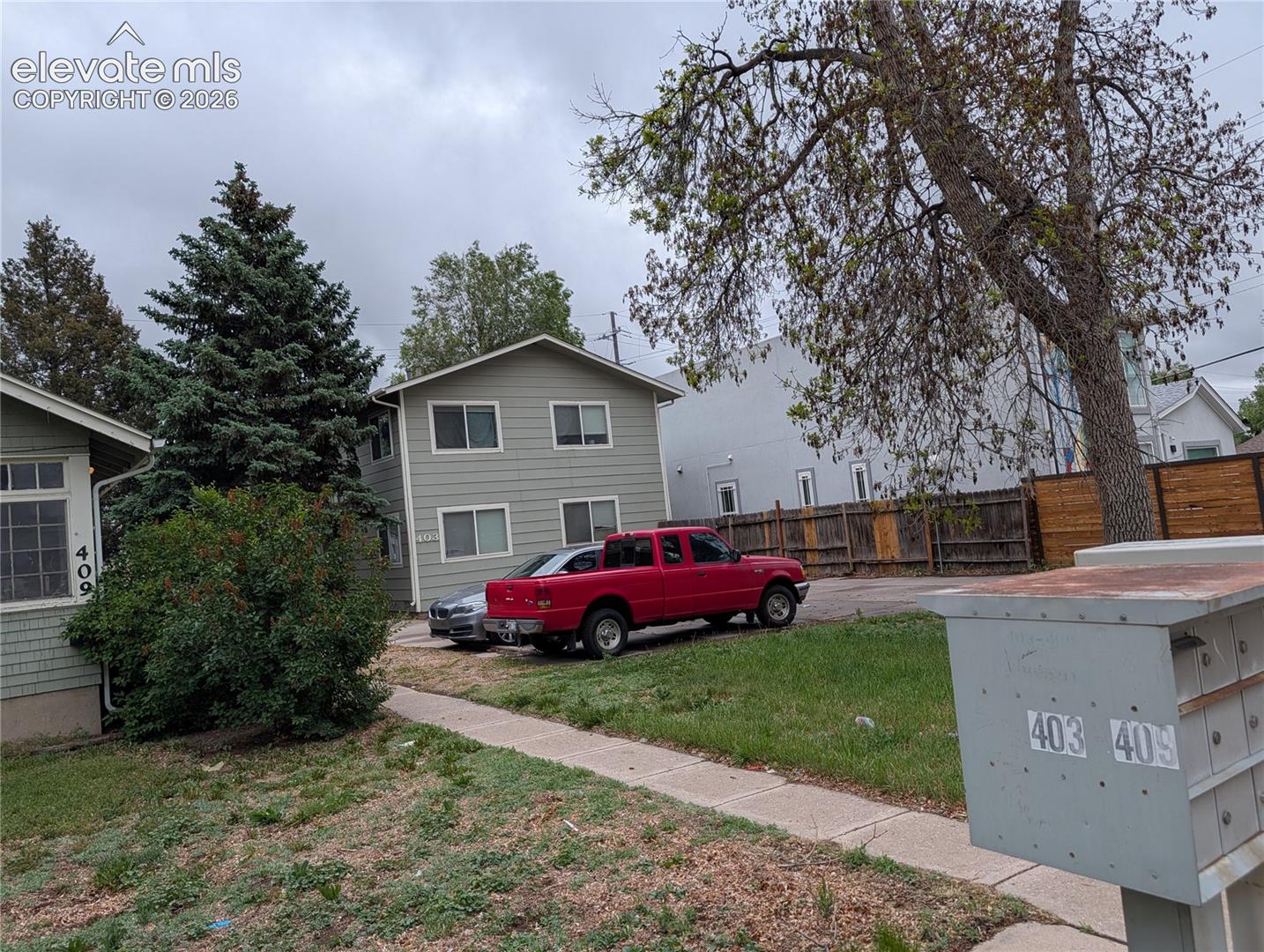 403 Bonfoy Avenue