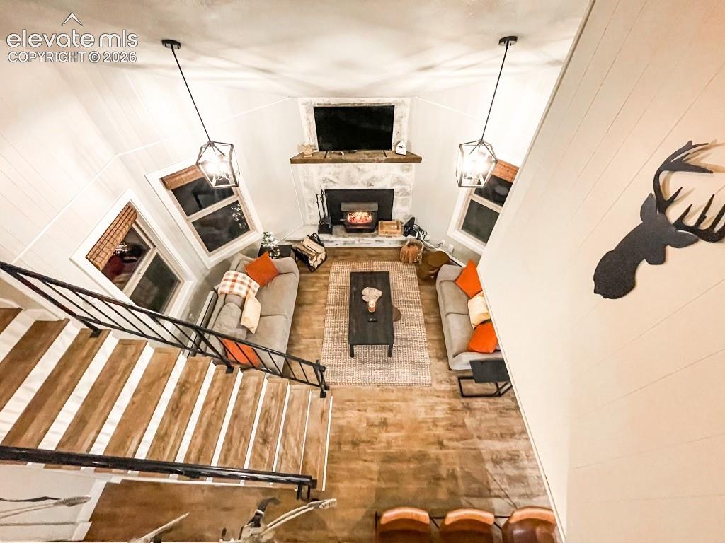 193 Range Road Unit: 1