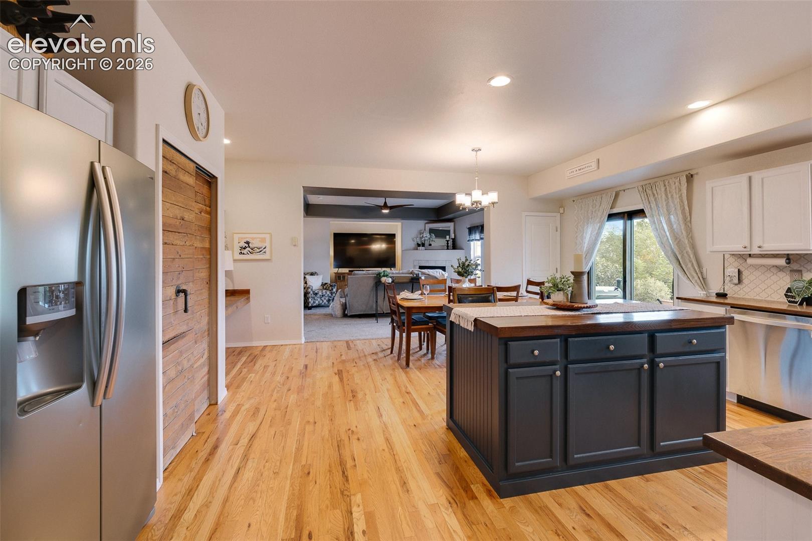 9509 Bur Oak Lane