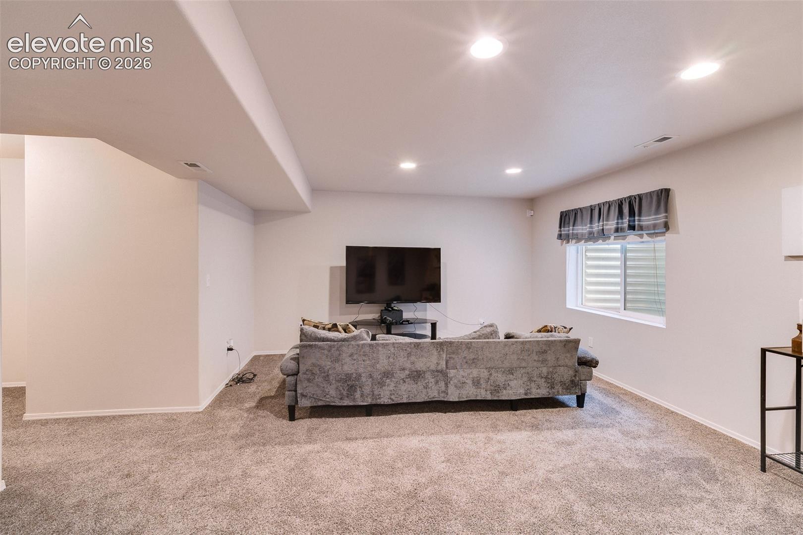9509 Bur Oak Lane