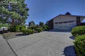 7605 Safari Circle