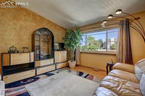 7605 Safari Circle