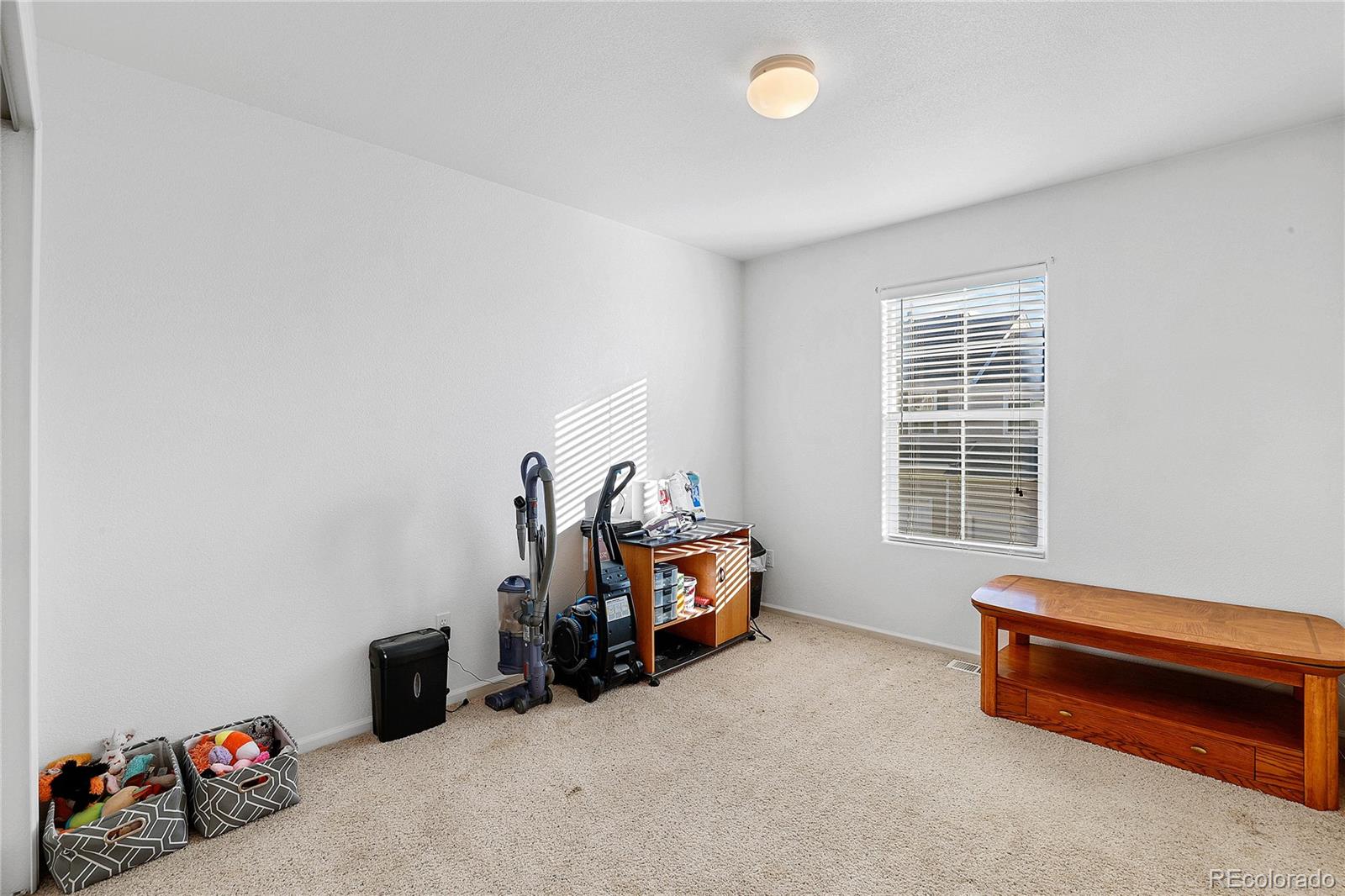 8180 Snow Bowl Heights