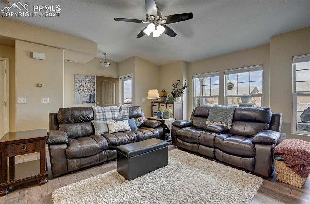 5644 Shamrock Heights