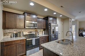 5644 Shamrock Heights