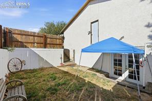 2202 N Ellicott Highway