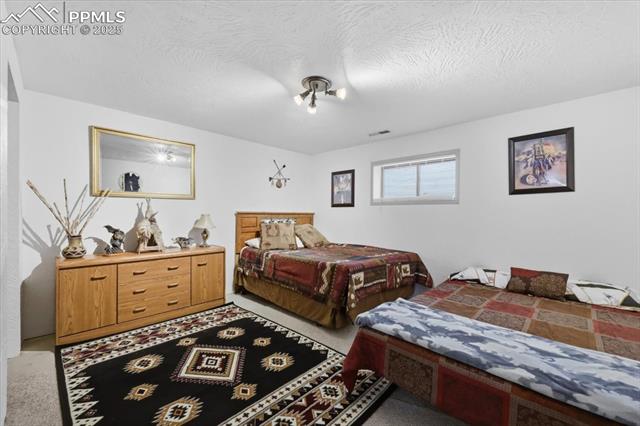 2202 N Ellicott Highway