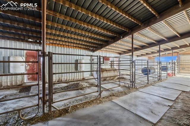 2202 N Ellicott Highway