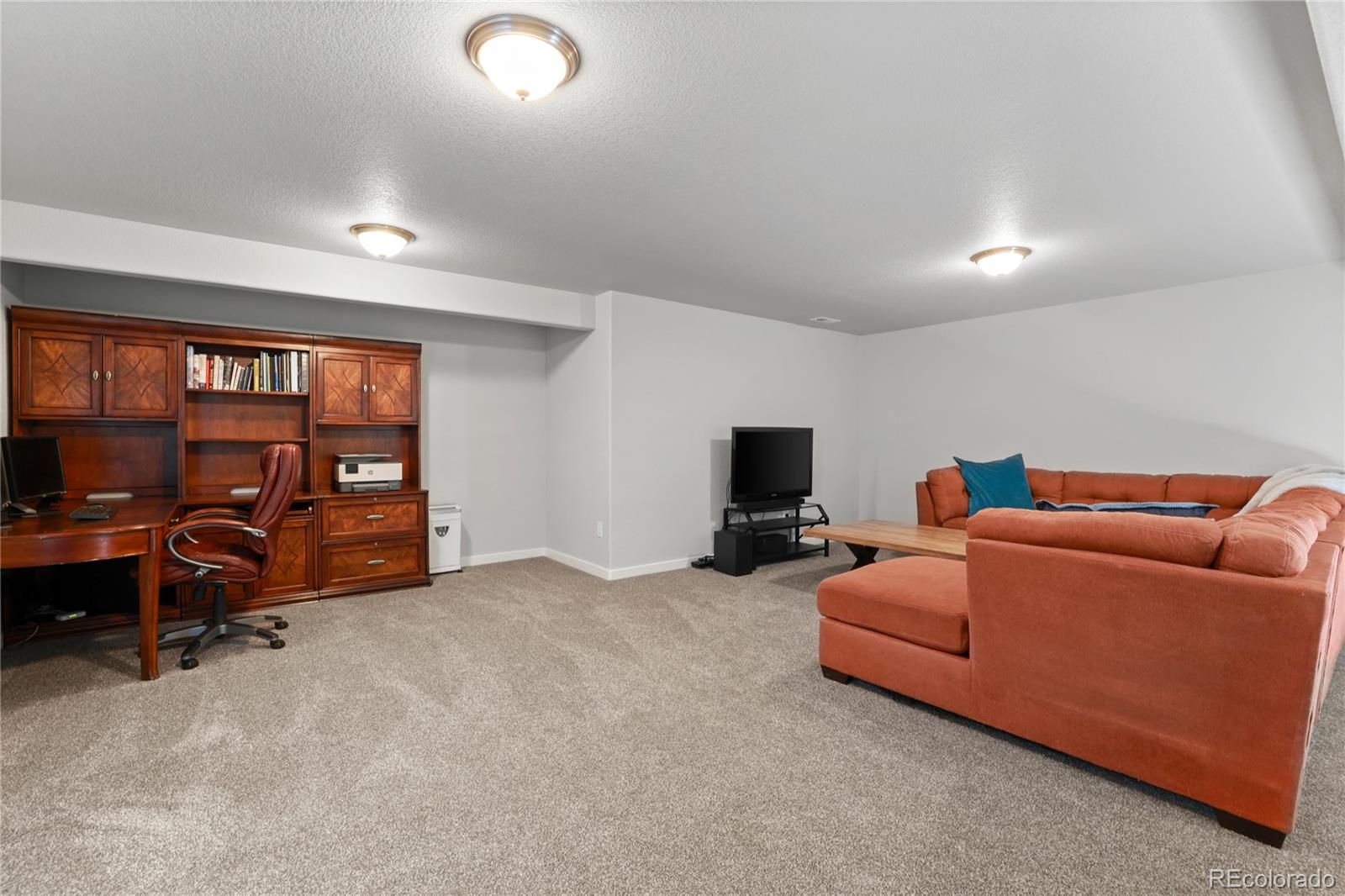 7372 Glen Forest Lane