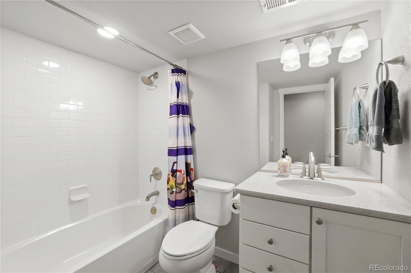 7372 Glen Forest Lane