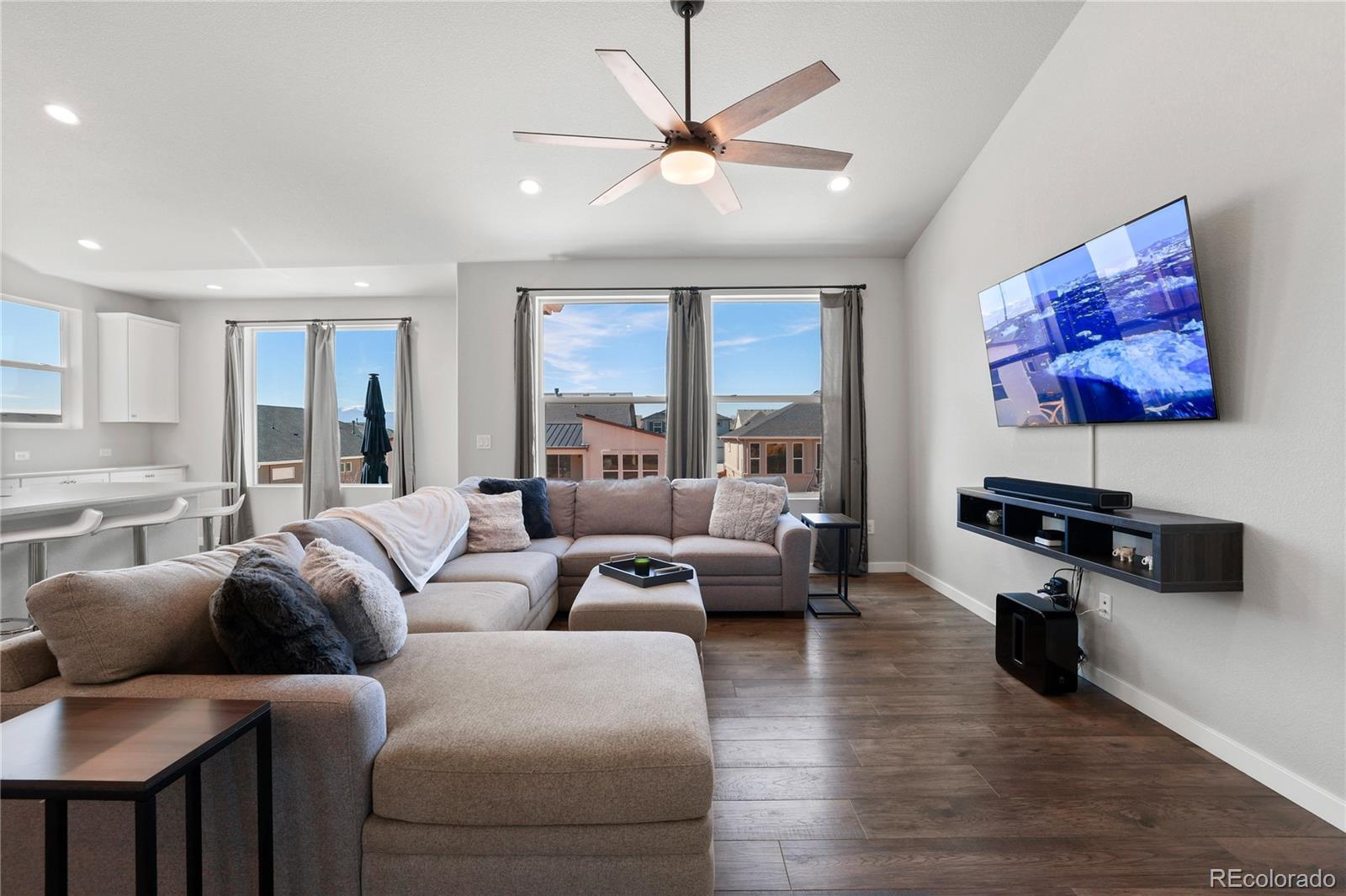 7372 Glen Forest Lane