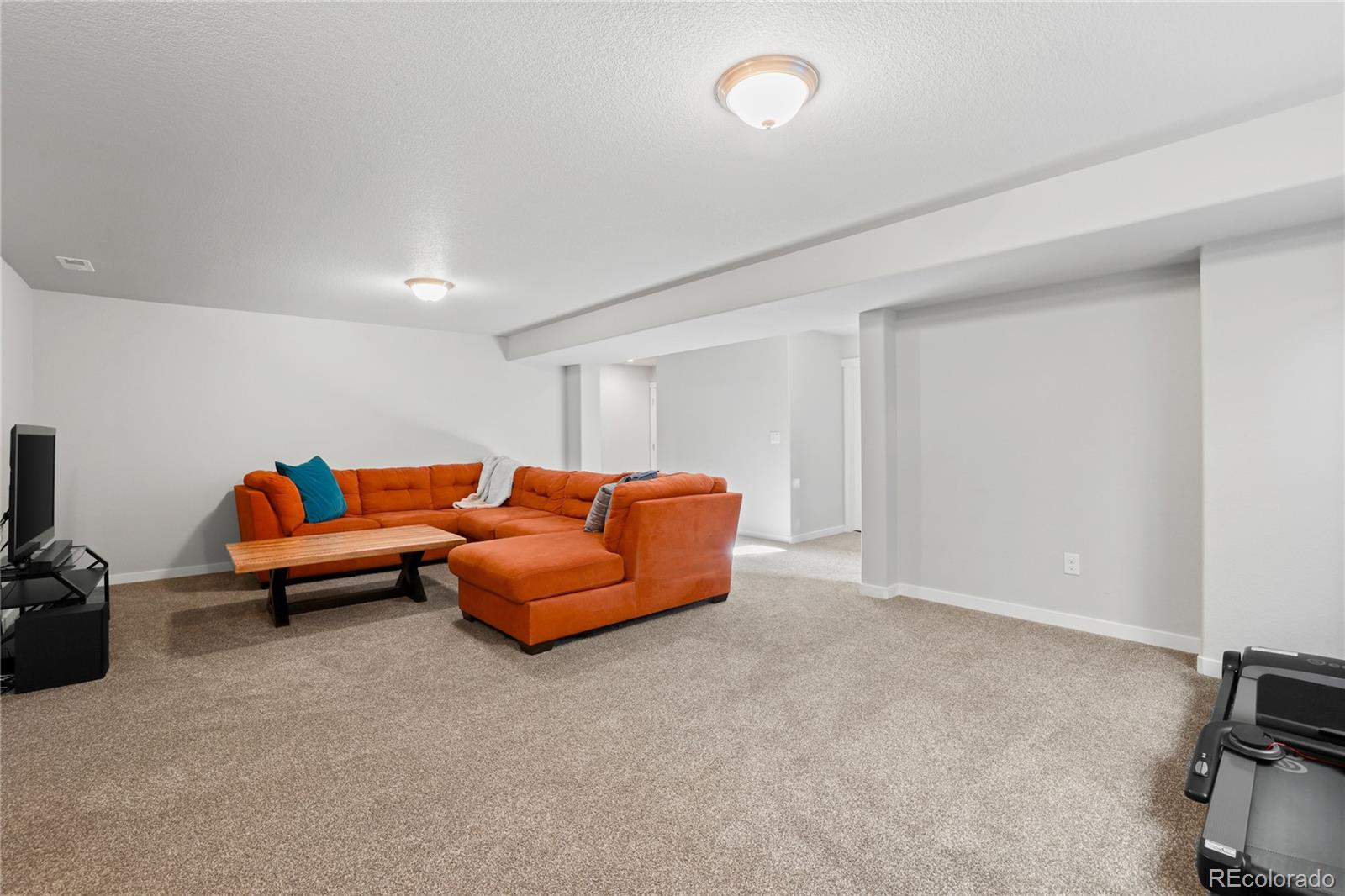 7372 Glen Forest Lane