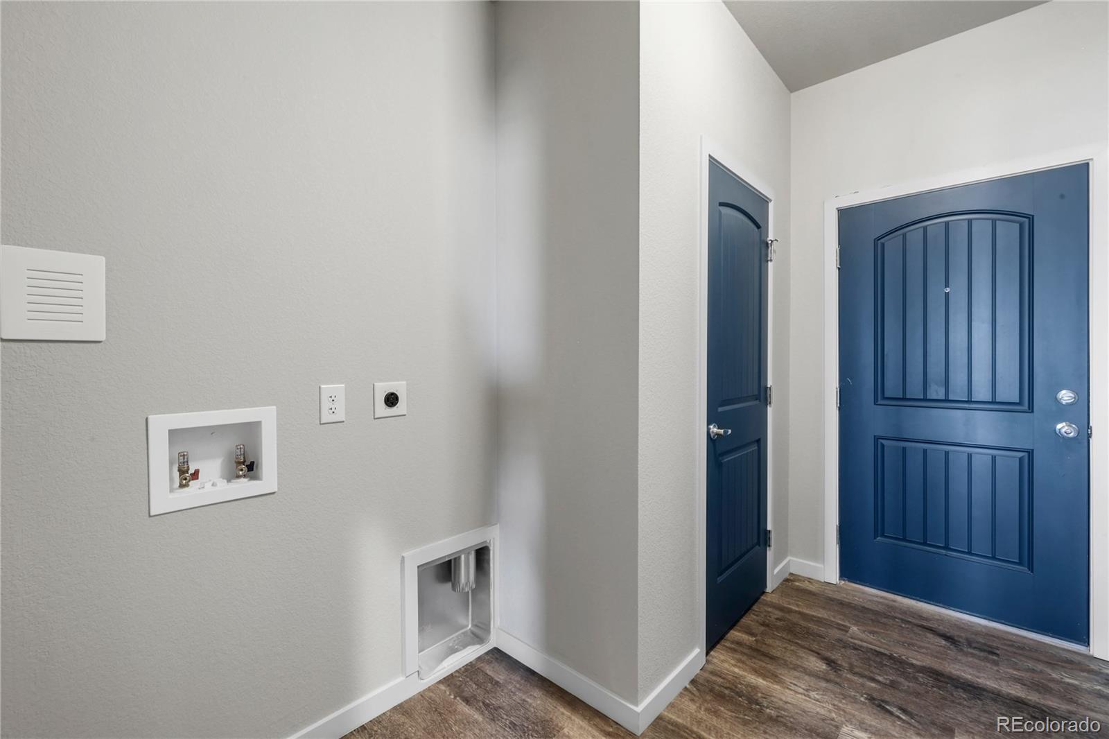 1334 N Will Rogers Drive