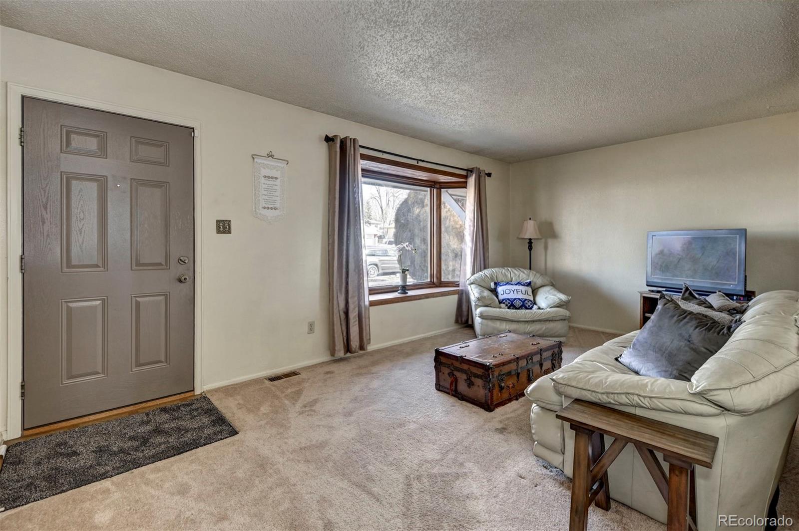 3907 Browning Avenue