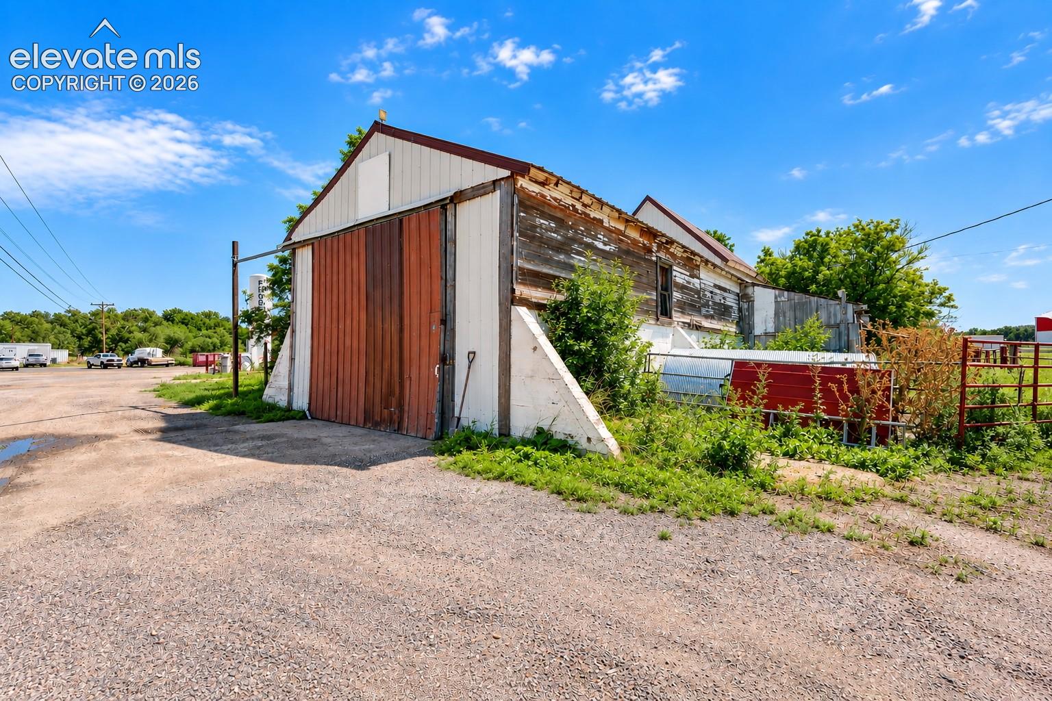 10240 Highway 86