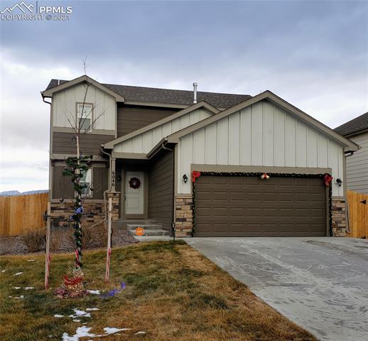 6046 Meadowbank Lane