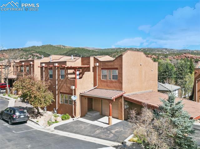 18 Taos Place