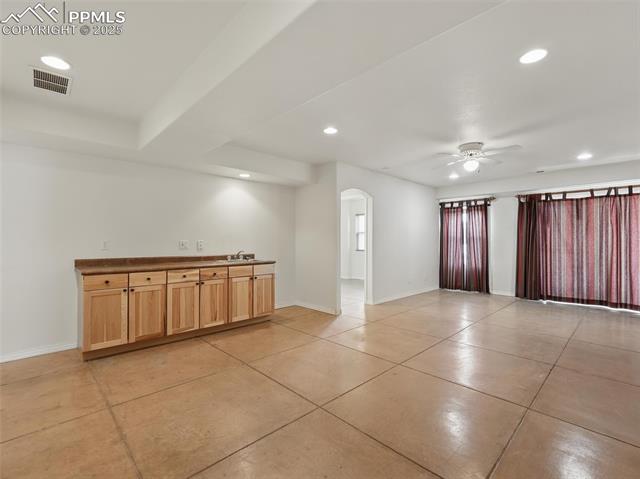 18 Taos Place
