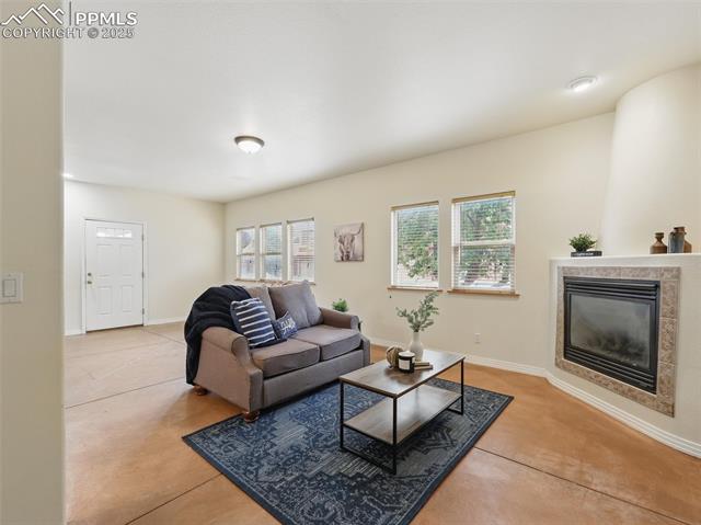 18 Taos Place