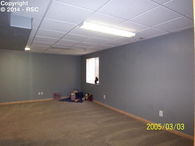 3215 Flying Horse Road