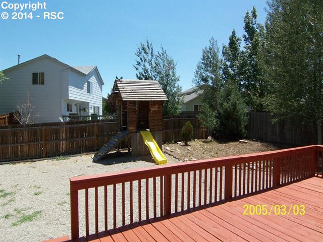 3215 Flying Horse Road