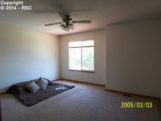 3215 Flying Horse Road