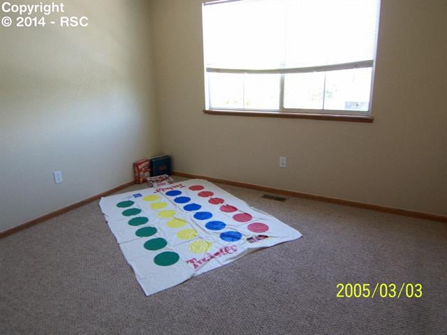 3215 Flying Horse Road