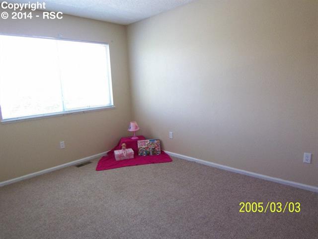 3215 Flying Horse Road