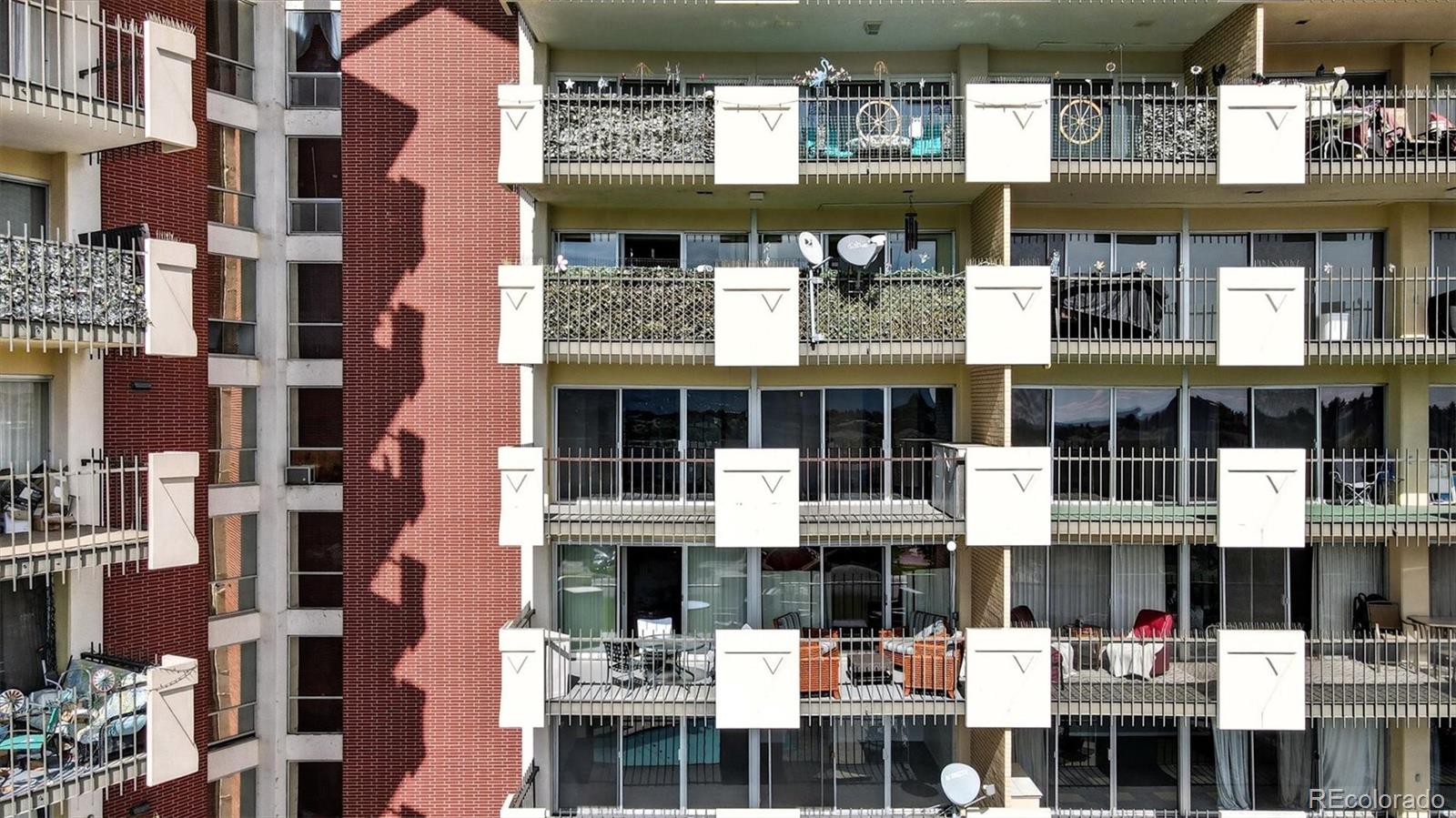 411 Lakewood Circle Unit: B709