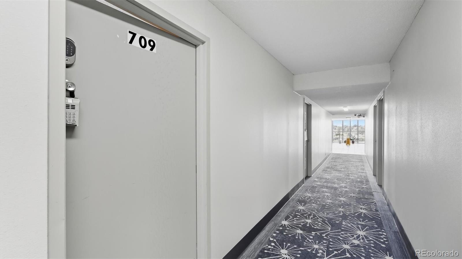 411 Lakewood Circle Unit: B709