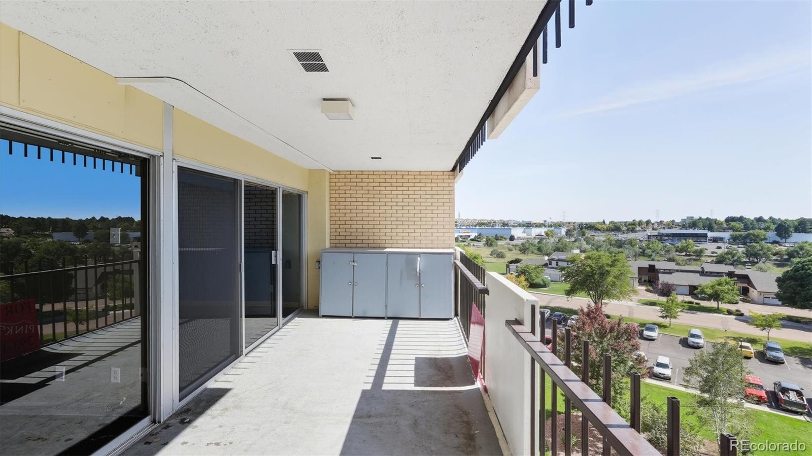 411 Lakewood Circle Unit: B709