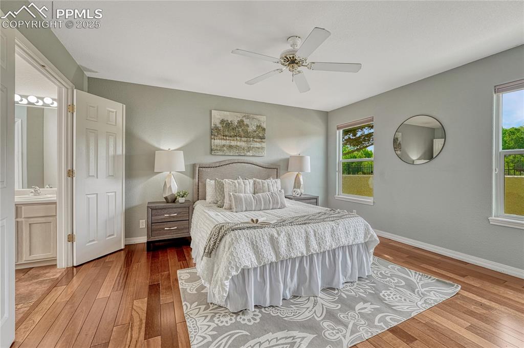 3275 Chestnut Glen Lane
