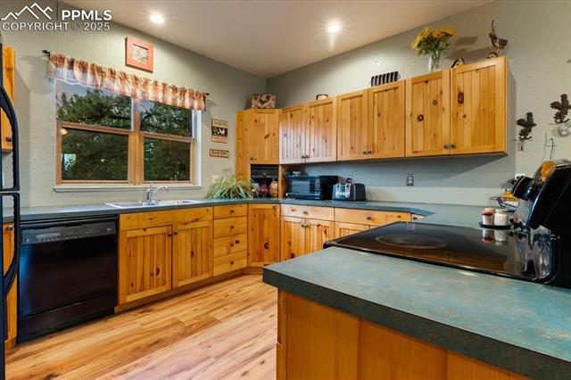 123 Maroon Lake Circle