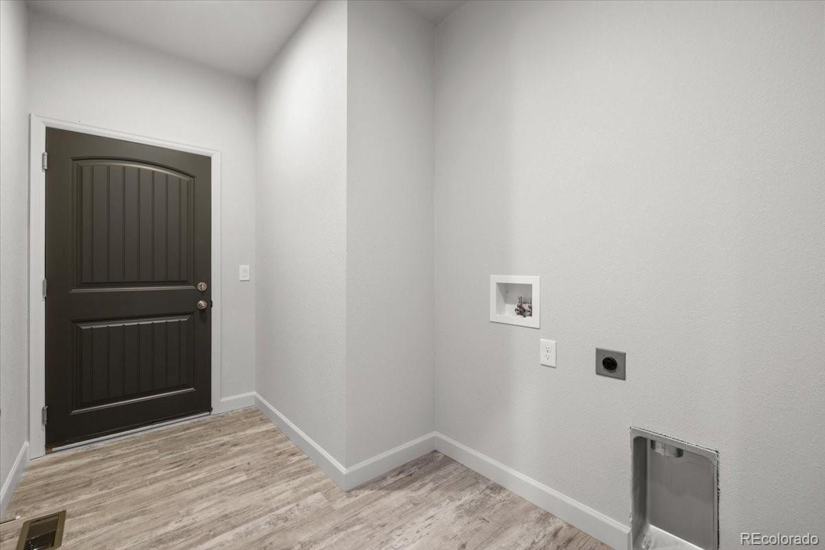 6986 MARSHBERN Court