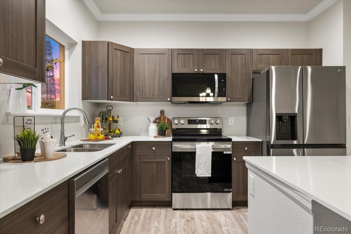 6986 MARSHBERN Court