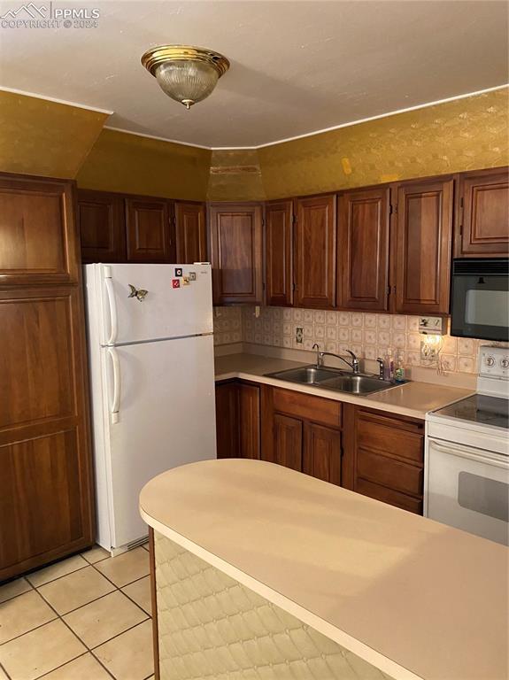 1424 Hudson Avenue