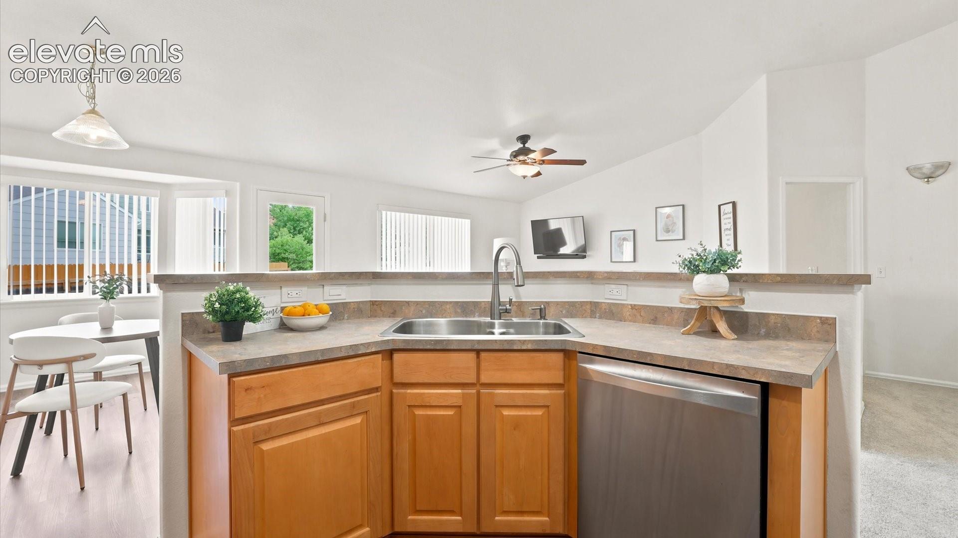5928 Iceberg Pass Way