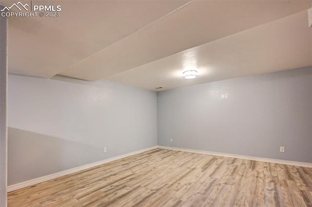 1154 E Paramount Drive