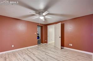 1154 E Paramount Drive