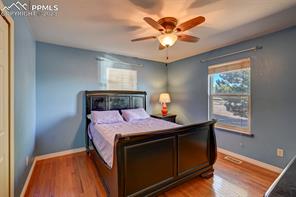 1154 E Paramount Drive