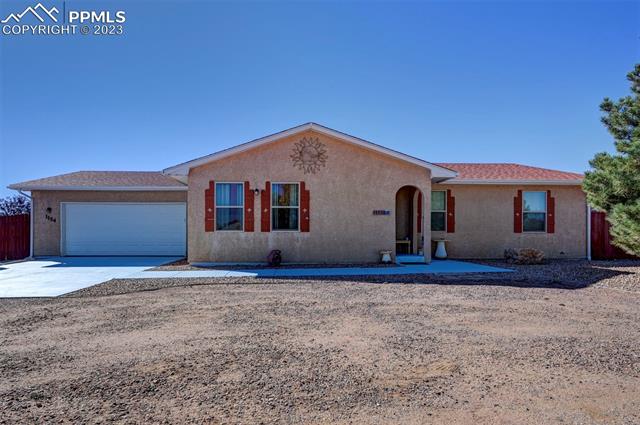 1154 E Paramount Drive