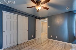 1154 E Paramount Drive