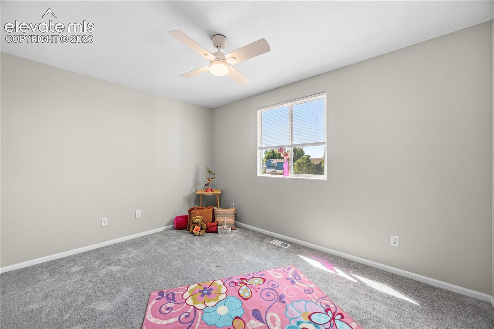 7636 Middle Bay Way