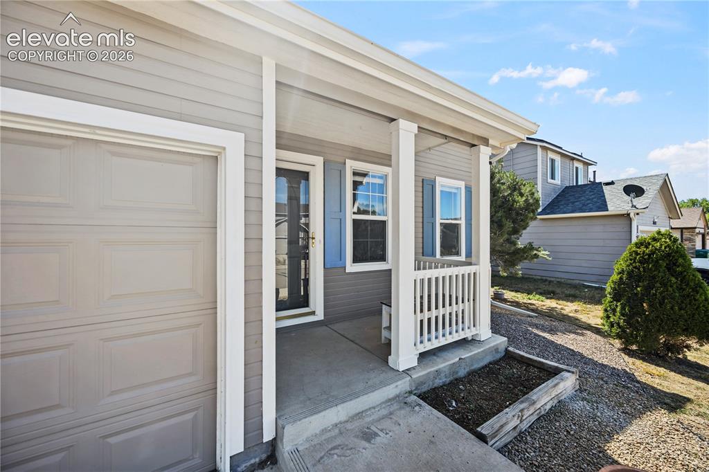 7636 Middle Bay Way