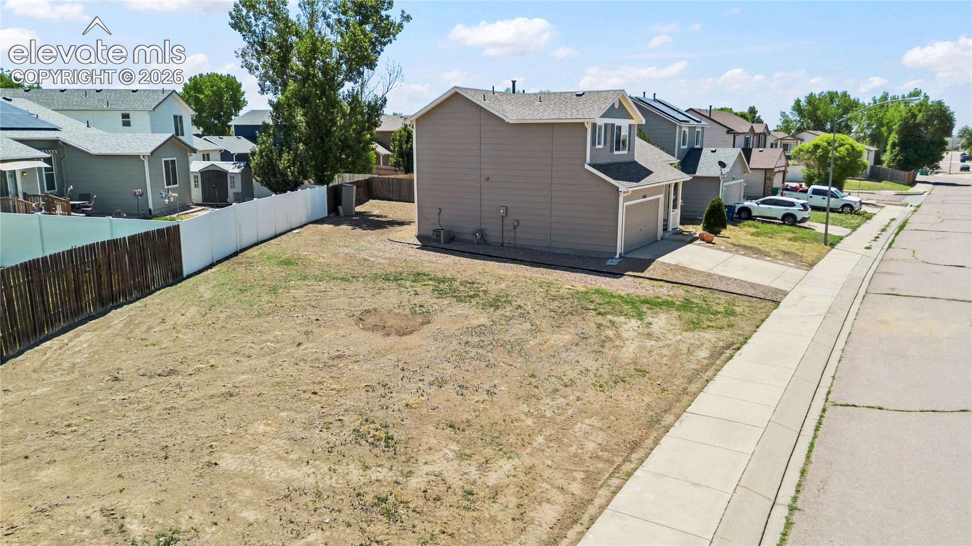 7636 Middle Bay Way