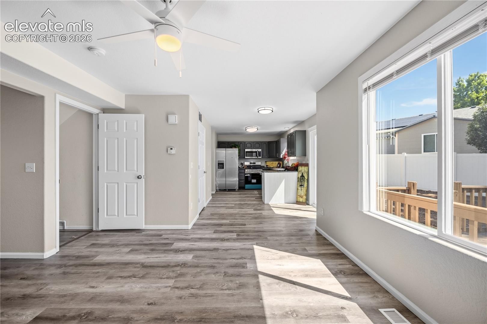 7636 Middle Bay Way