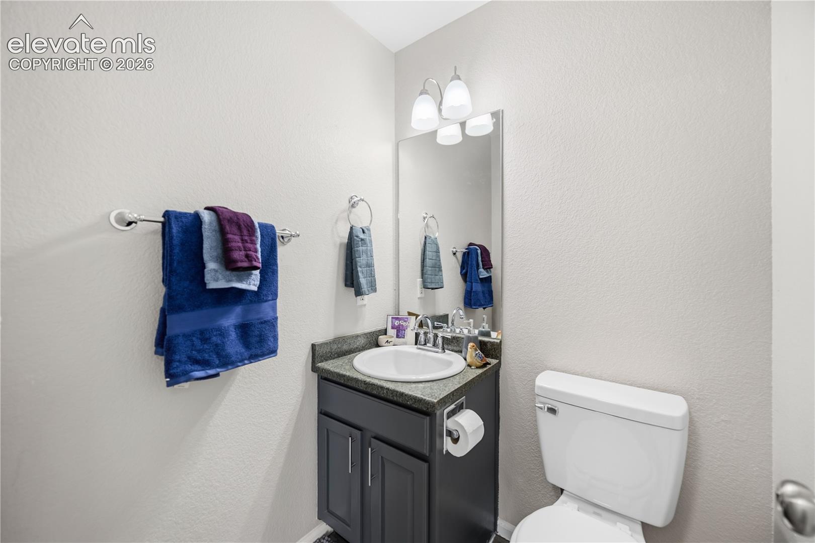 7636 Middle Bay Way