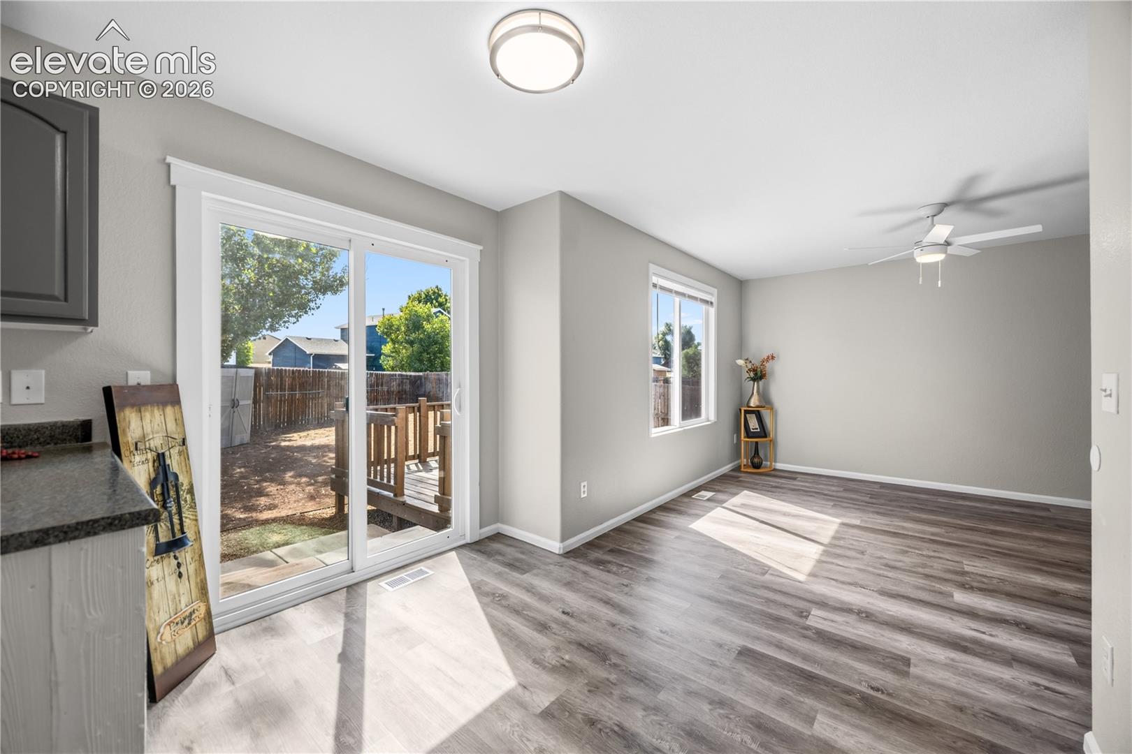 7636 Middle Bay Way