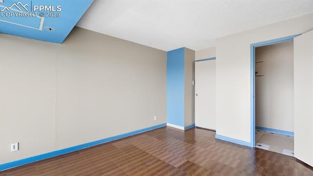 411 Lakewood Circle B709