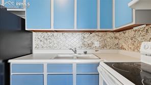 411 Lakewood Circle B709